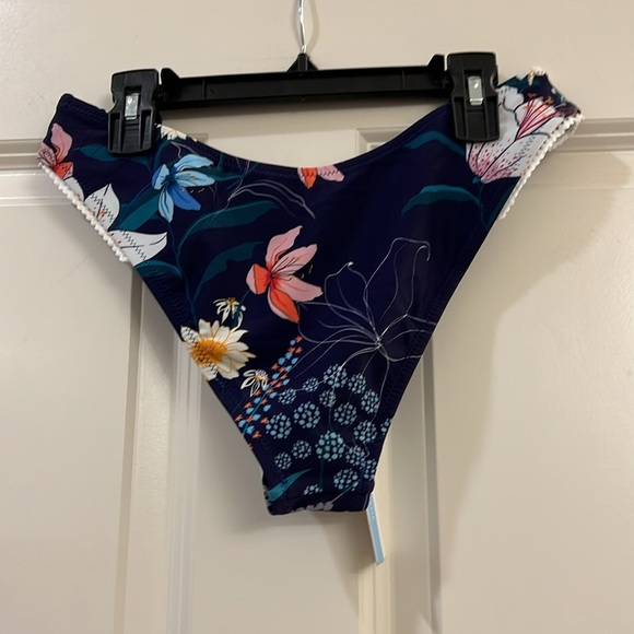 Cupshe NWT ladies bikini bottoms - Picture 2 of 4